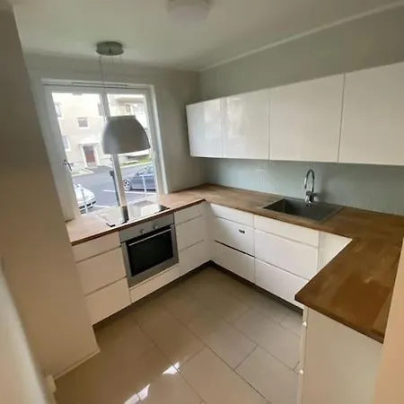 Apartament Unik Sentral Studioleilighet, Med 3 Soverom. Hnh.